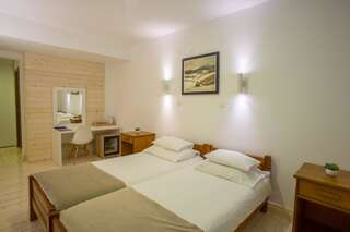 Отель Hotel Polar Star Жабляк Двухместный номер с 2 отдельными кроватями-1